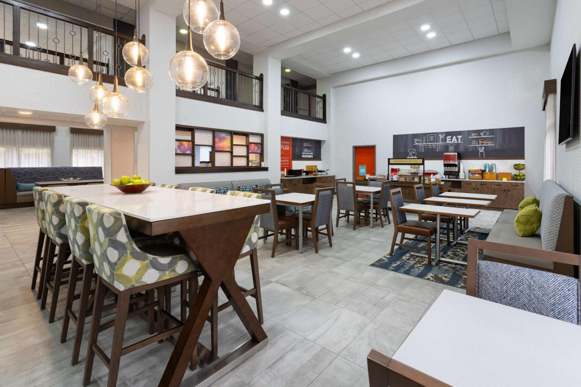 Hampton Inn Atlanta/Дъгласвил Екстериор снимка